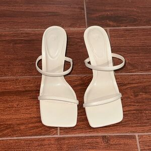 Zara White square toe kitten heels style